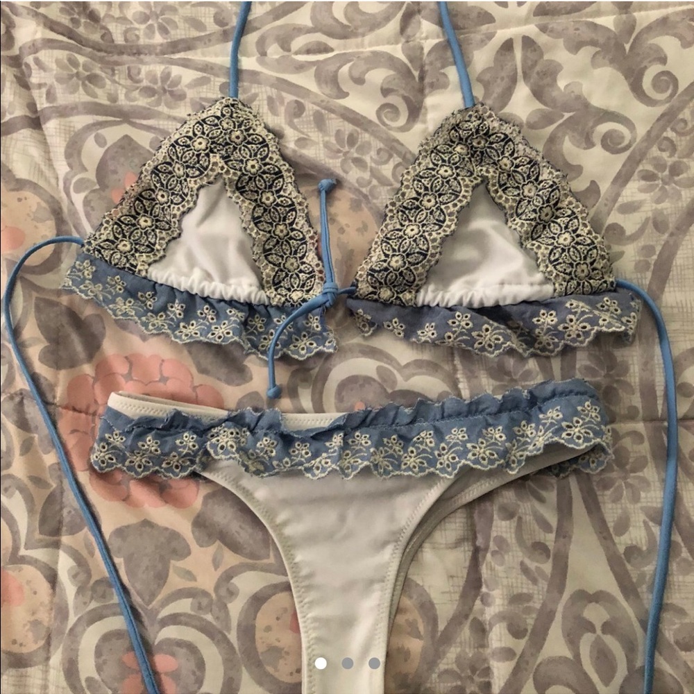 Swimsuit bikini